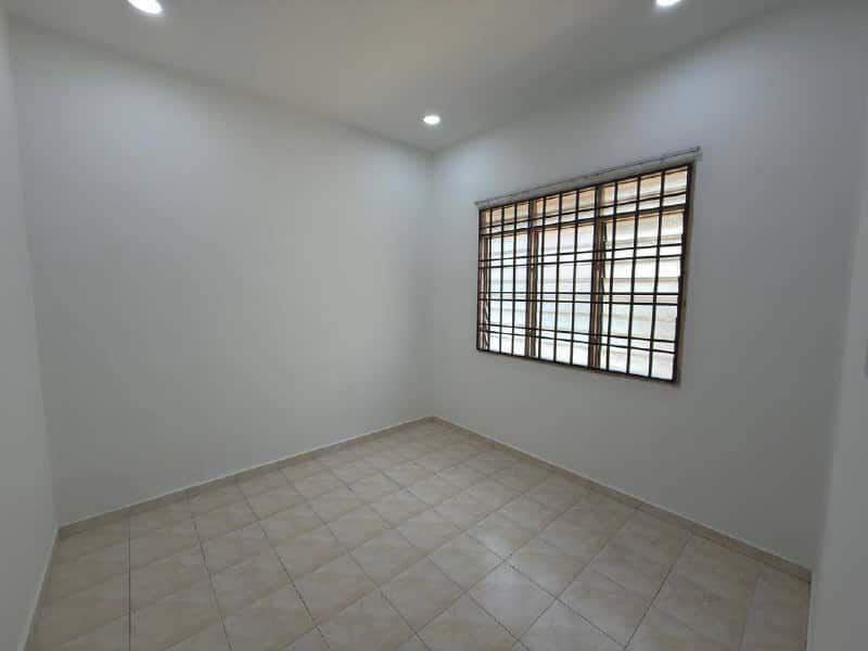Apartment Taman Tampoi Indah 7