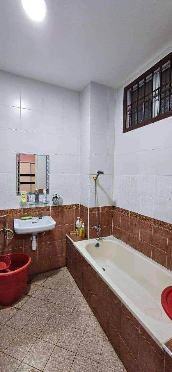 Double Storey Jalan Kedidi 9