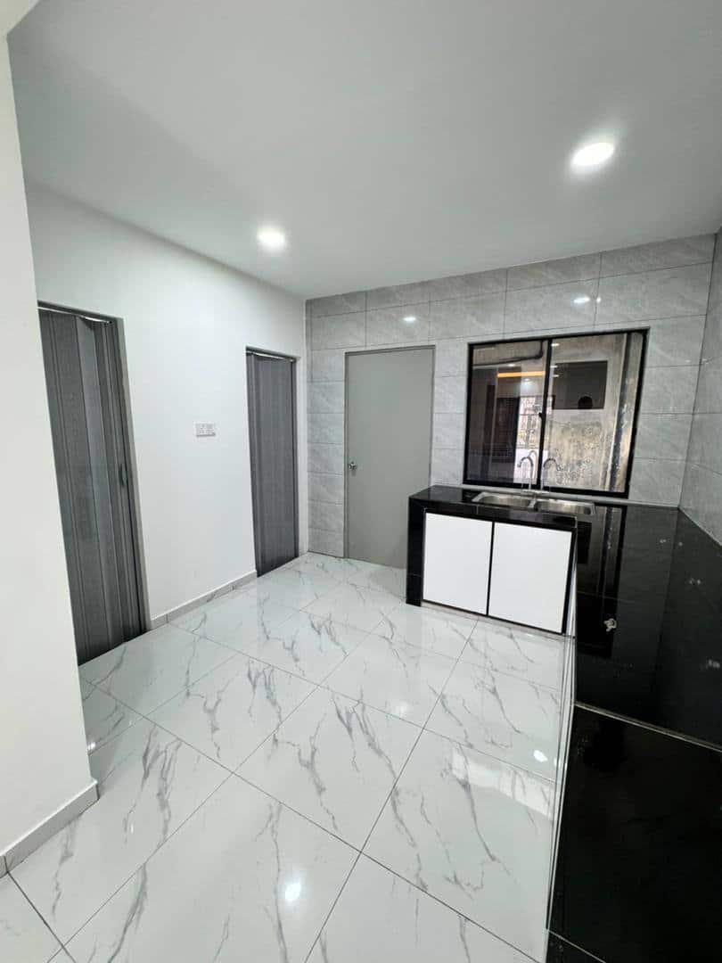 Flat (5th Floor) Pangsapuri Nuri 8