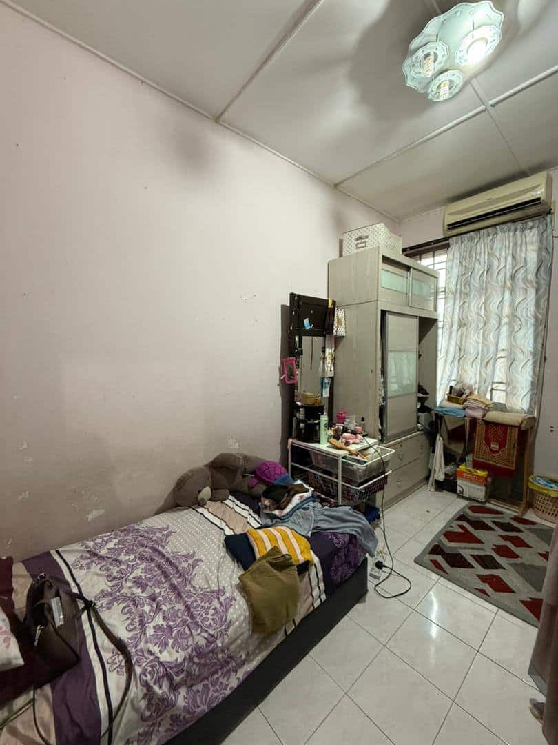 Double Storey Terrace Nusa Bestari 9
