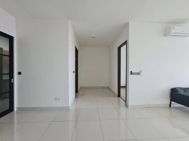 Service Apartment Green Haven 5