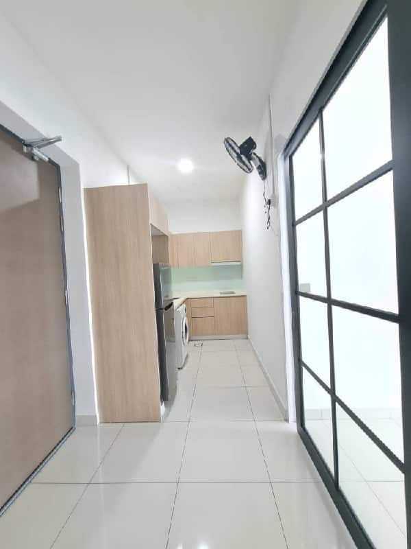 Service Apartment Green Haven 7