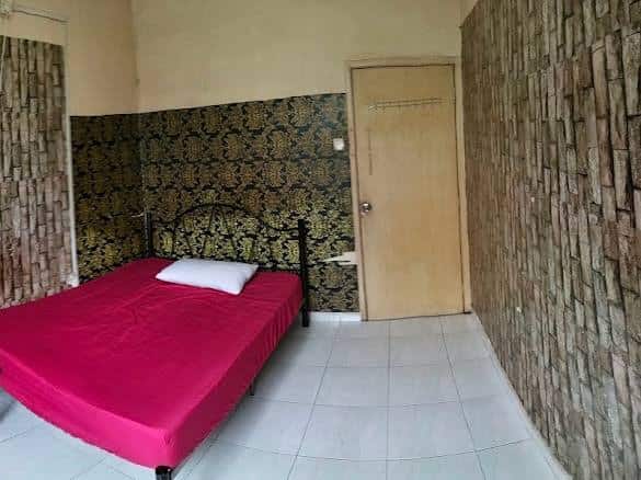 Service Apartment Sri Akasia 5