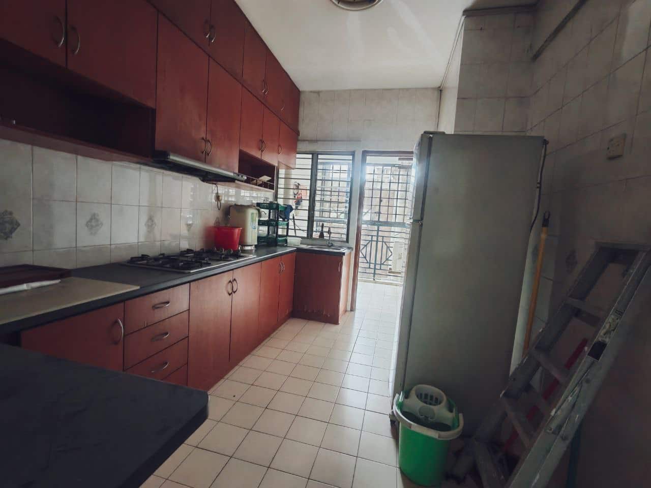 Condominium Dwi Mahkota 6