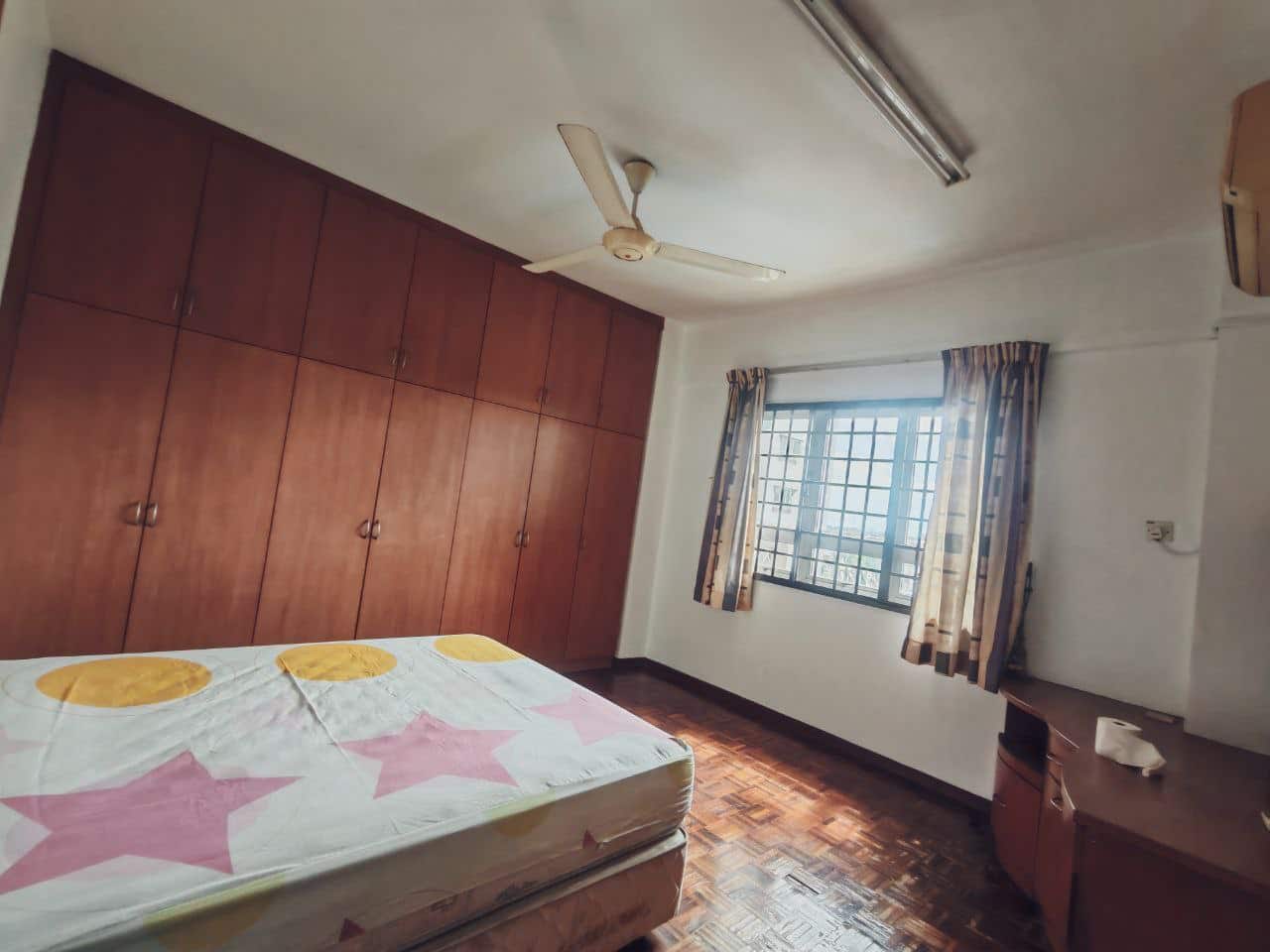 Condominium Dwi Mahkota 4