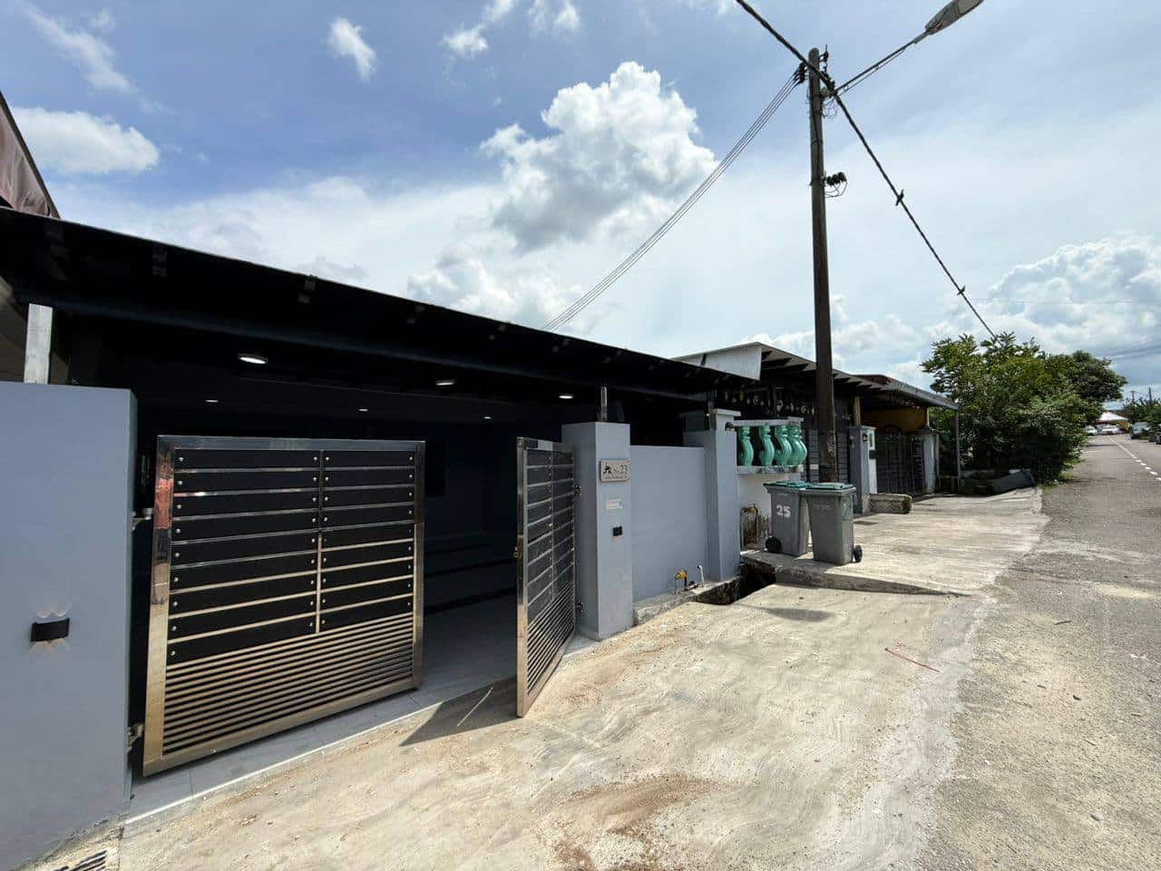 Single Storey Low Cost (Intermediate) Taman Universiti 3