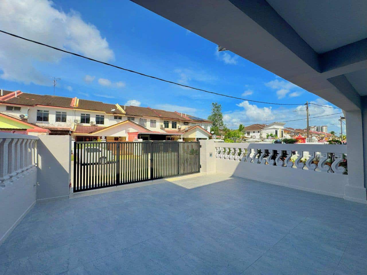 Large Double Storey Terrace House Taman Megah Ria 4