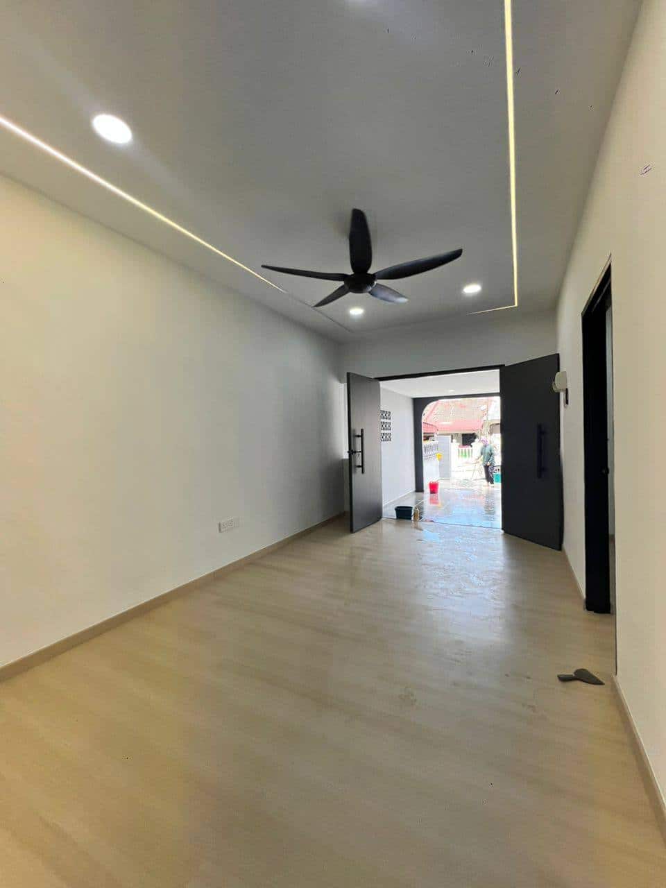 Single Storey Terrace House Tampoi 2