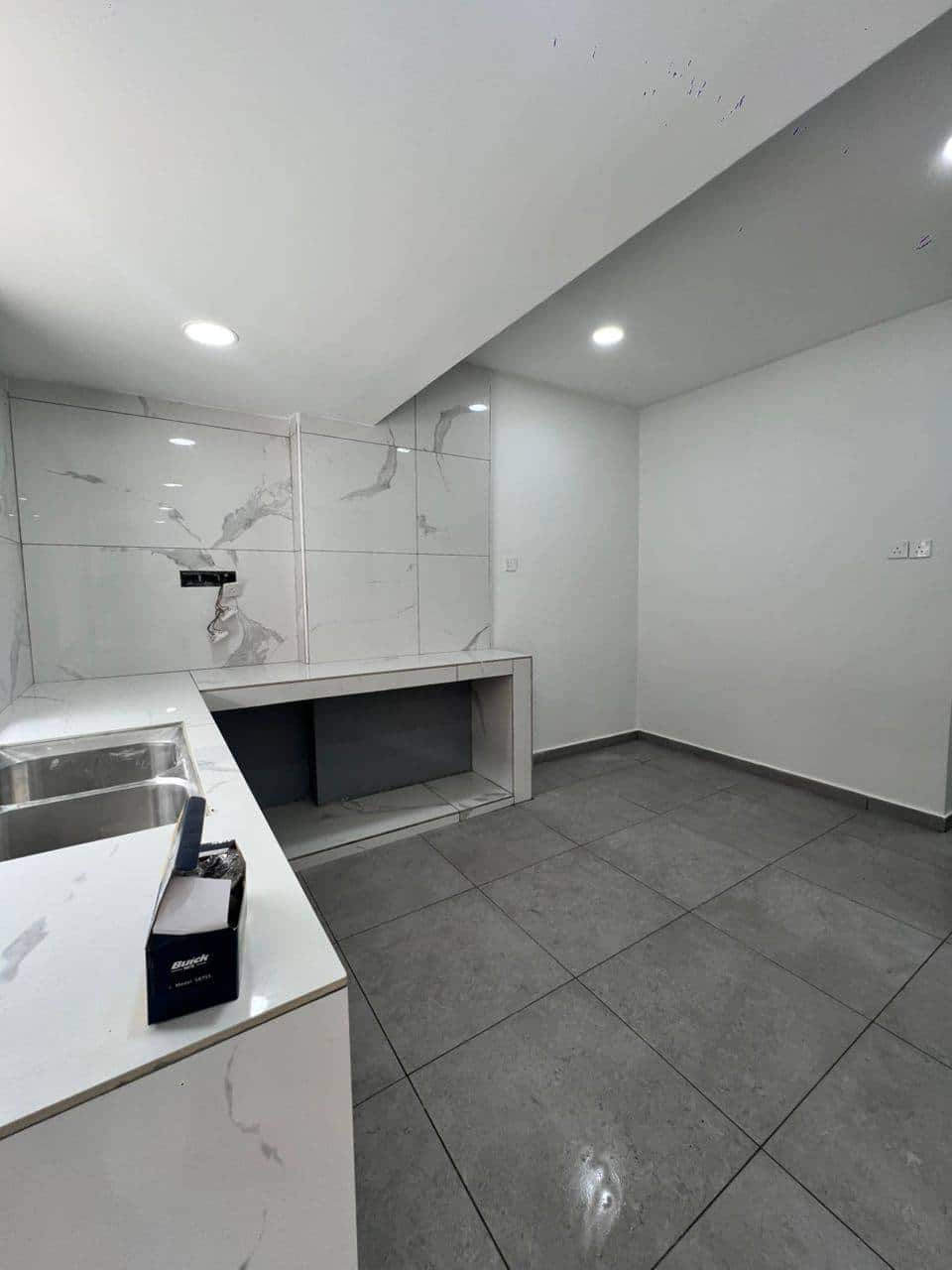 Single Storey Terrace House Tampoi 7