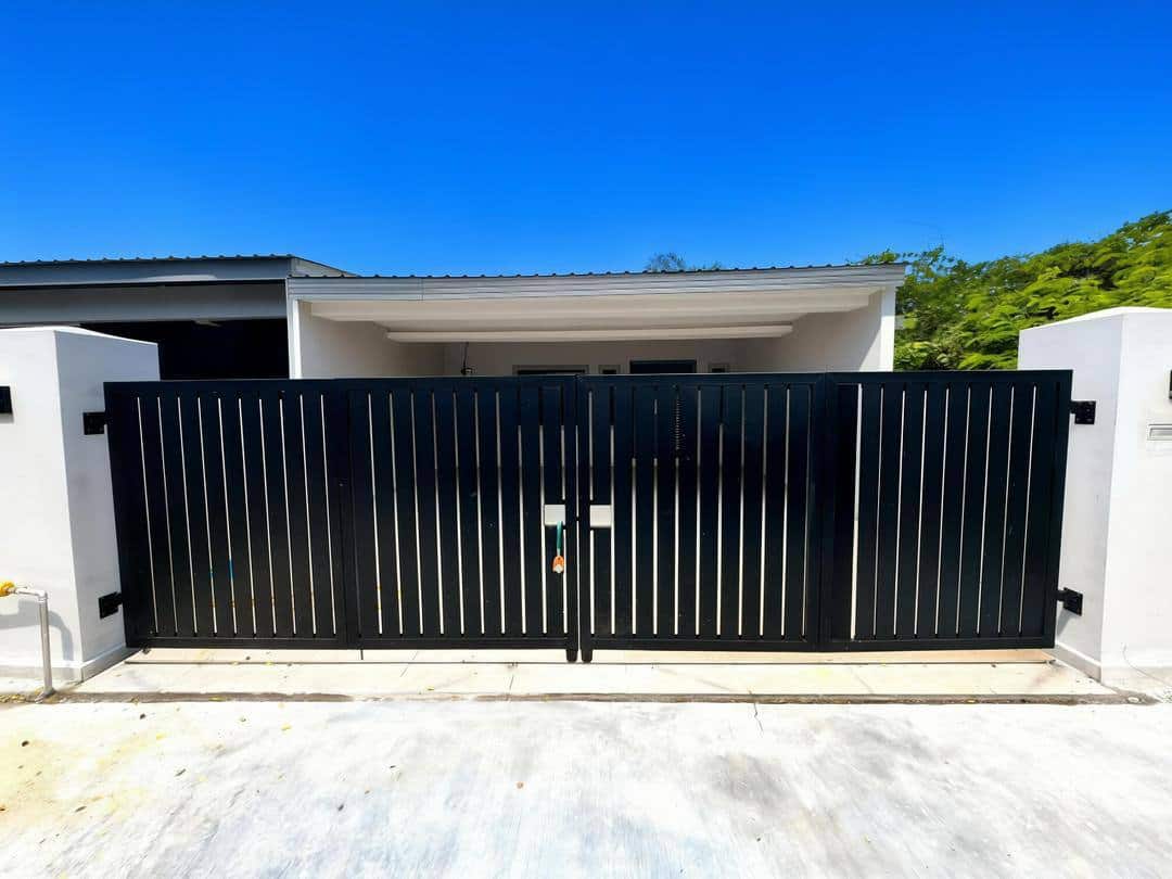 Single Storey Gelang Patah