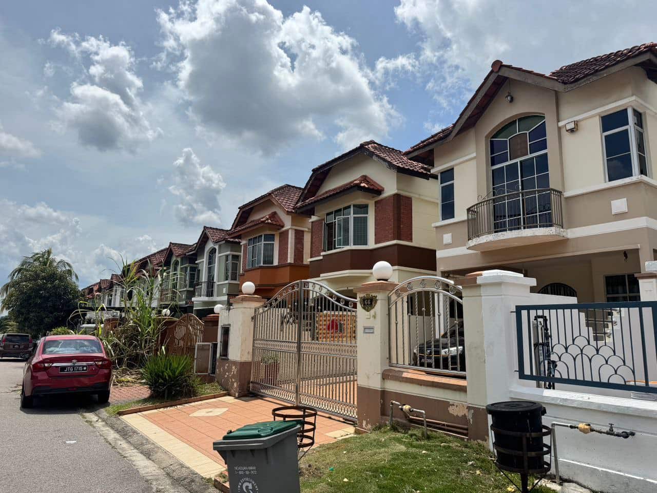 Double Storey Superlink House Taman Impian Emas 3