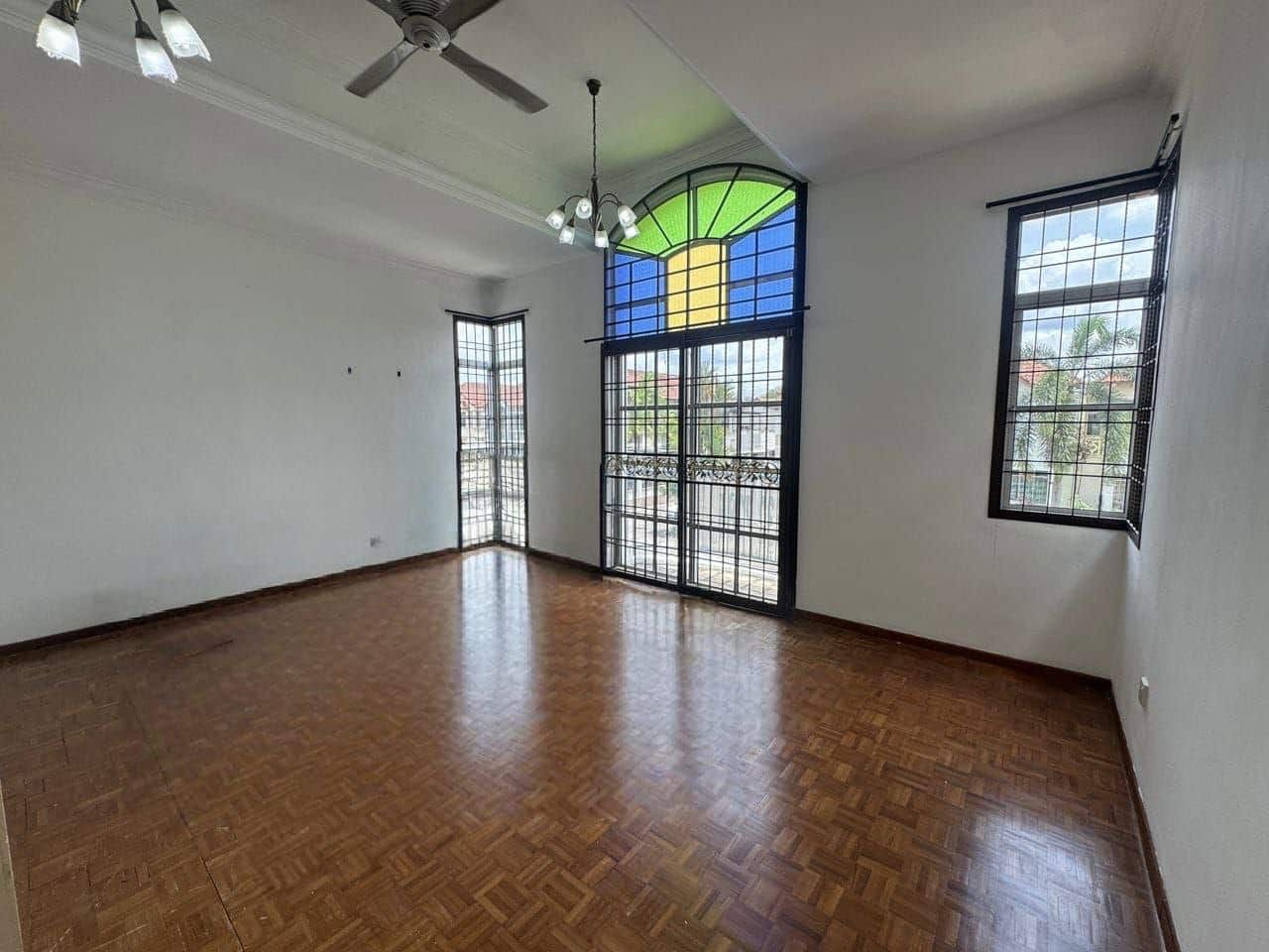 Double Storey Superlink House Taman Impian Emas