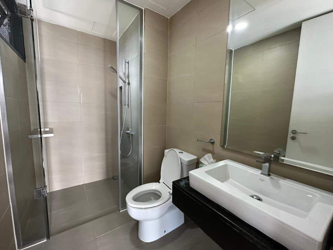 Condo Danga Bay 4