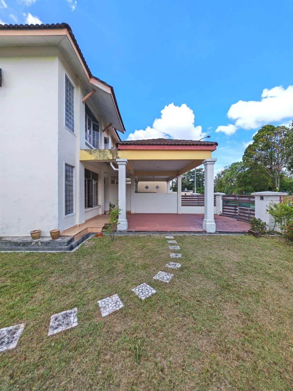 Double Storey Corner Lot Taman Mutiara Rini 6