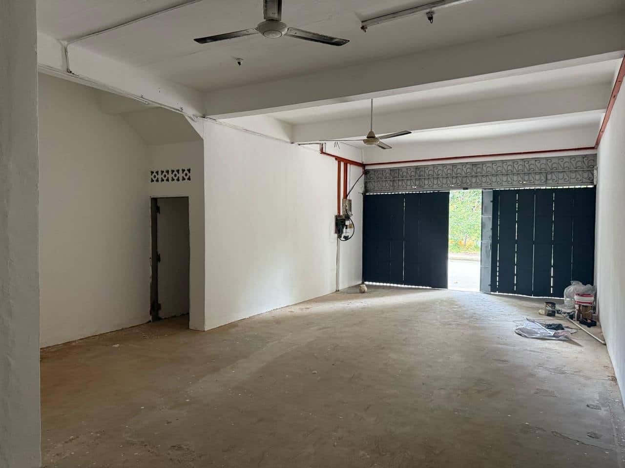 Double Storey Shoplot Taman Tasek