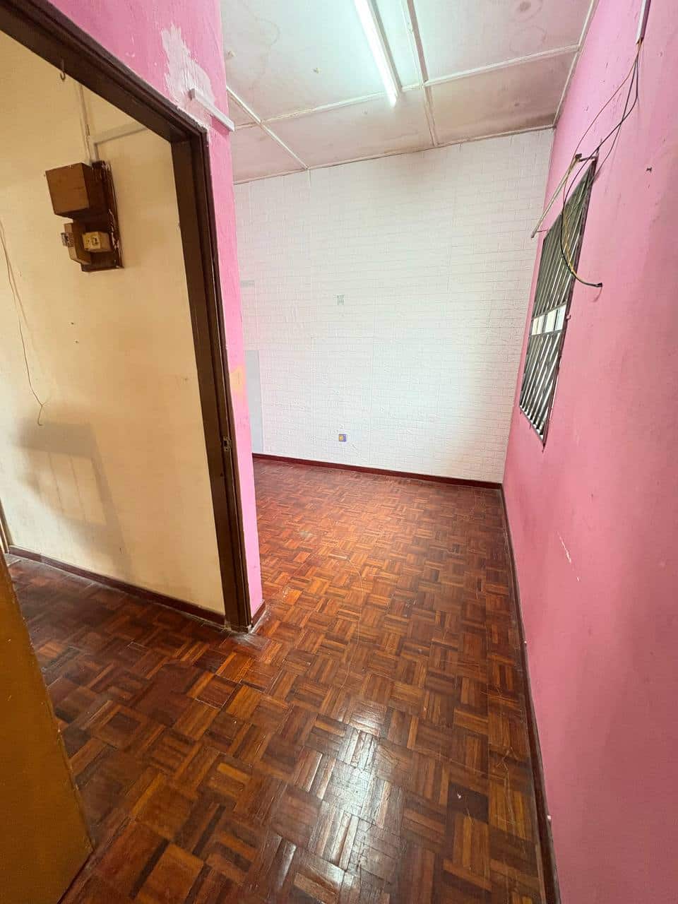 1.5 Storey intermediate lot Taman Bukit Kempas 8