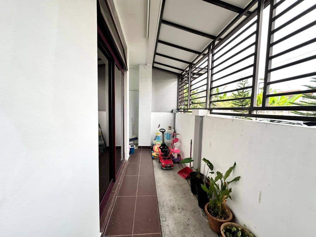 Double Storey Rini Height Mutiara Rini 3