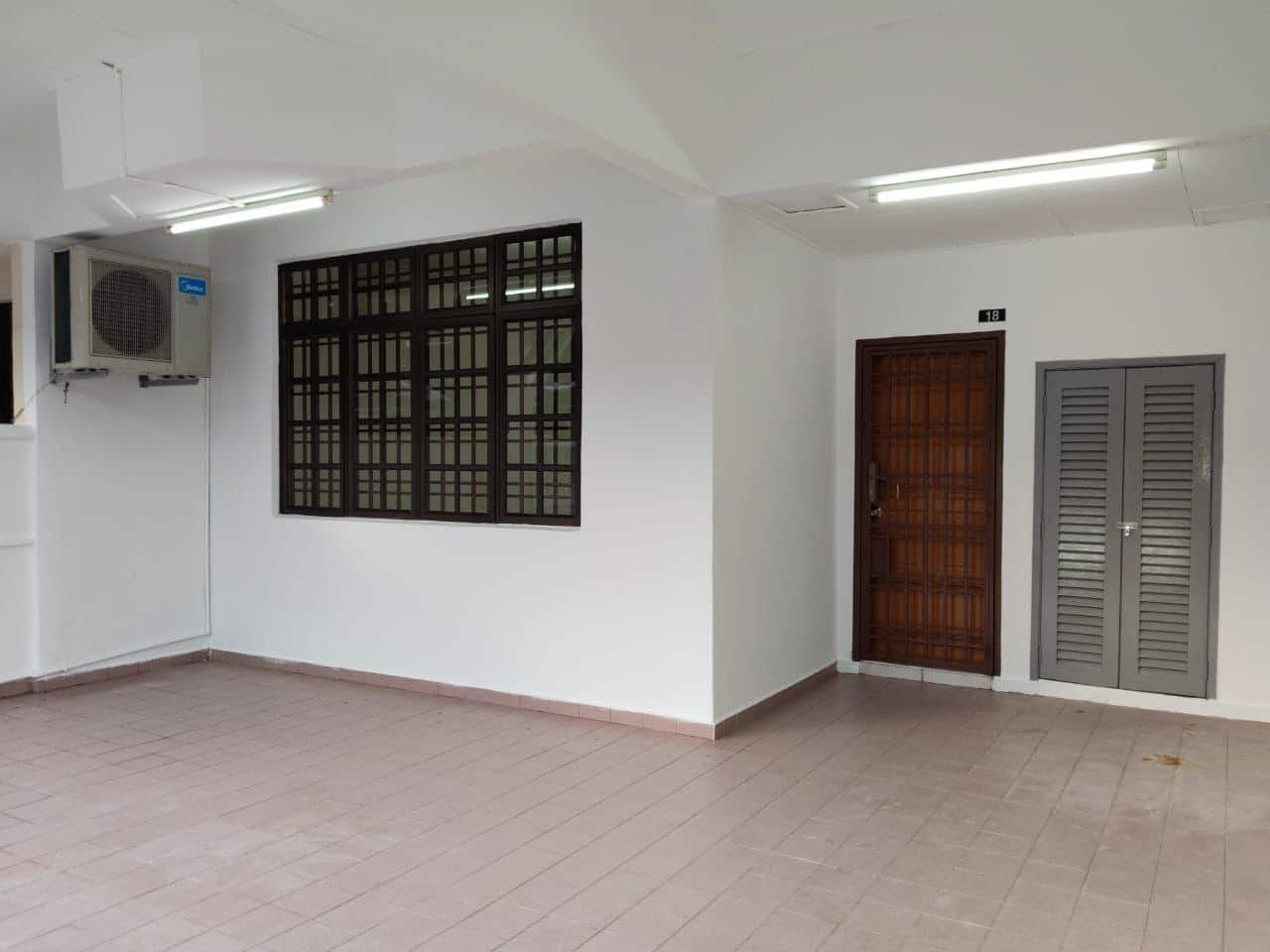 Double Storey Terrace House Taman Tampoi Indah 3