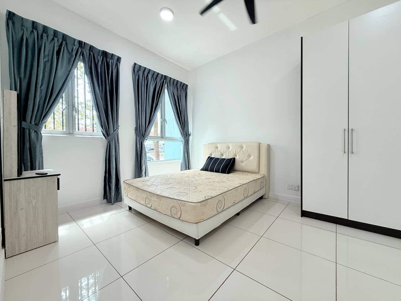 Condominium Epic Residence @ Larkin 6