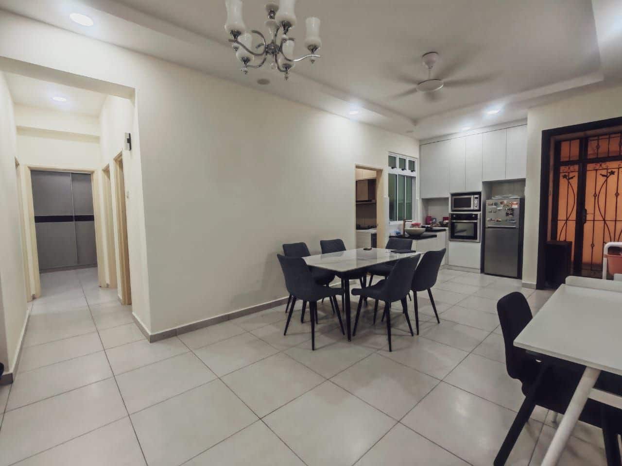 Lagenda Tasek Luxurious Suites Larkin 3