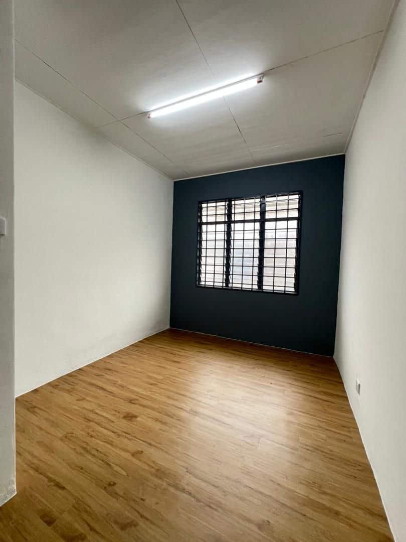 Double Storey Low Medium Cost Puteri Wangsa 6