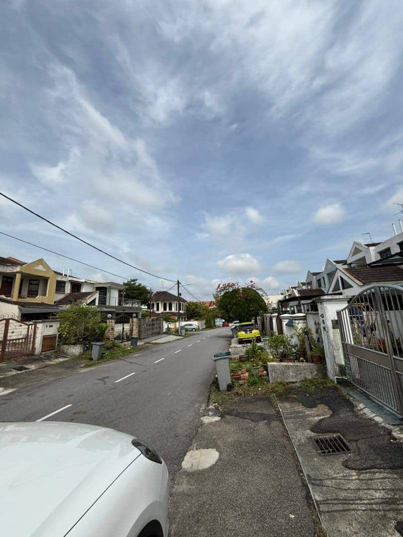 Double Storey Taman Desa Cemerlang