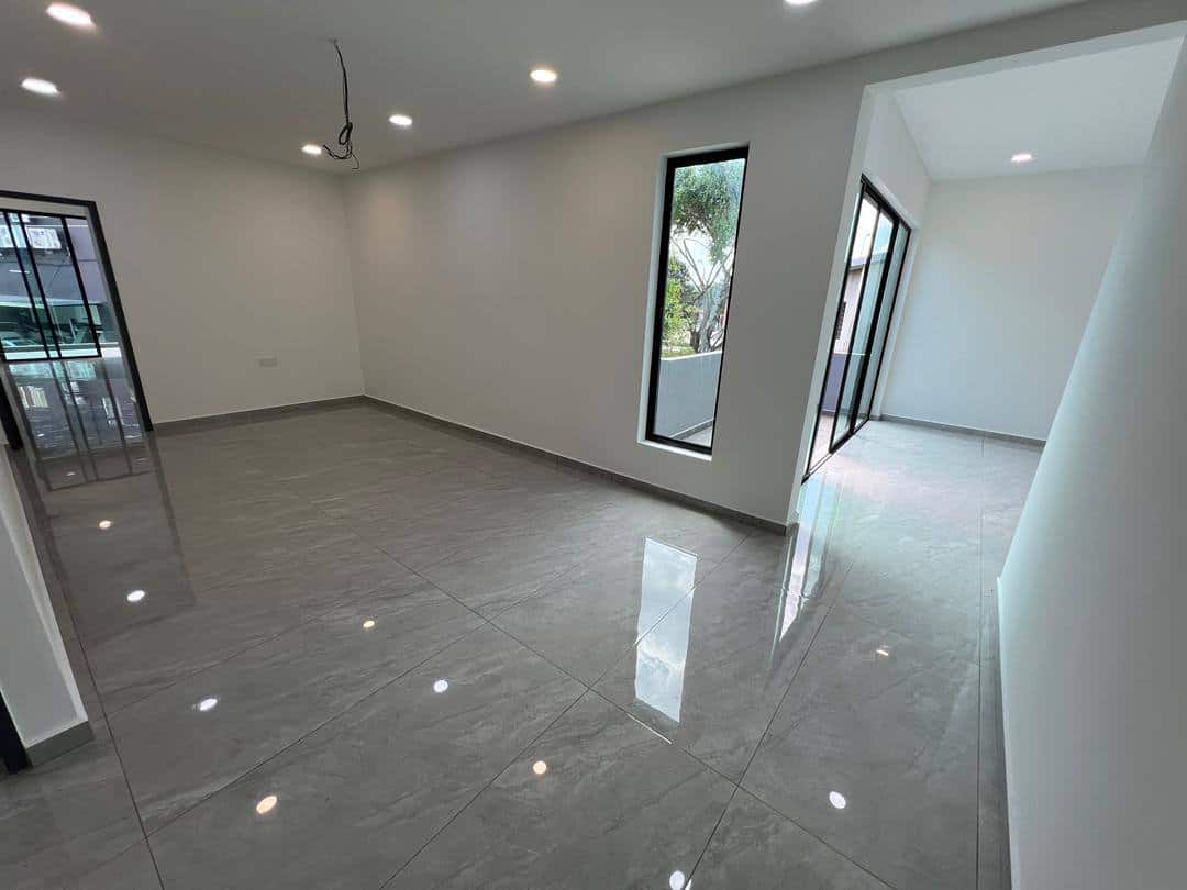 Low Cost Flat End Lot Taman Baiduri Perling 4