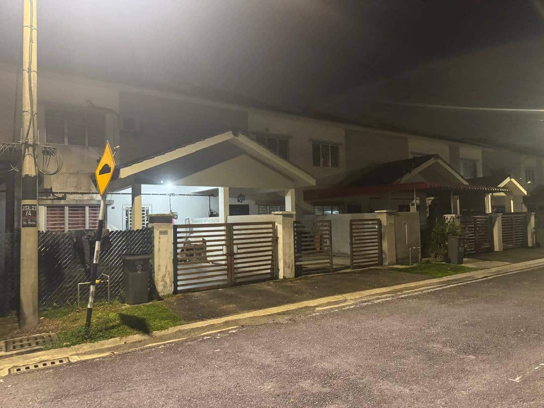 Single Storey Low Cost - Intermediate Taman Universiti