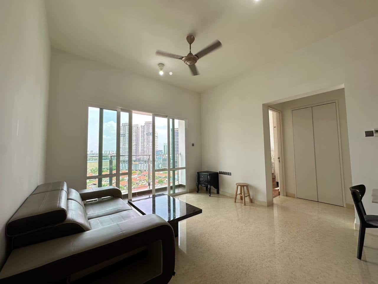 2Bed 2Bath Tritower Residence