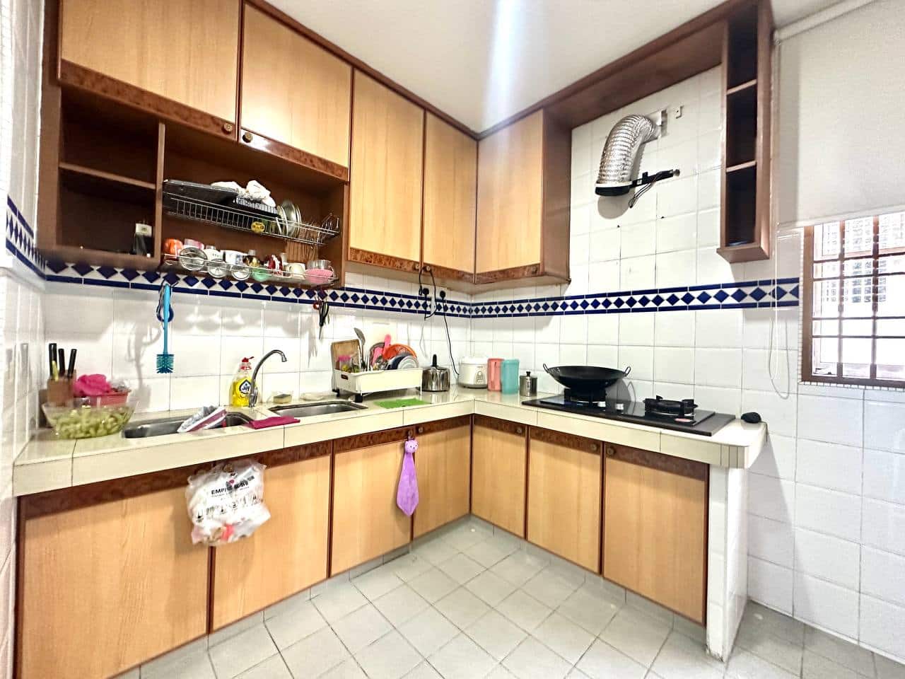 Double Storey Terrace Taman Molek 5