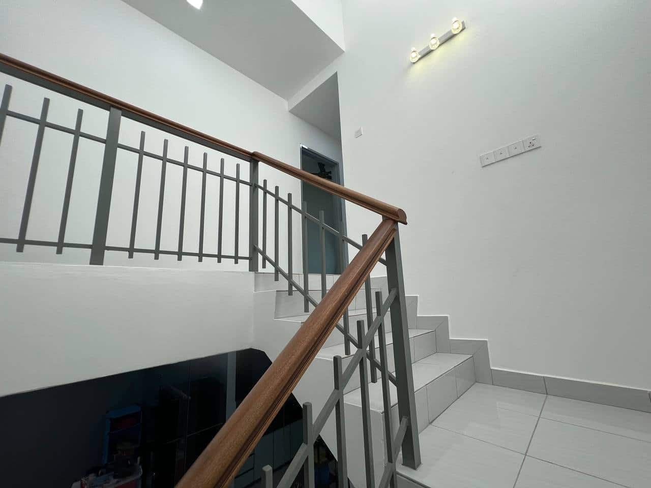 Double Storey Terrace House Imperial Jade Residenz 5