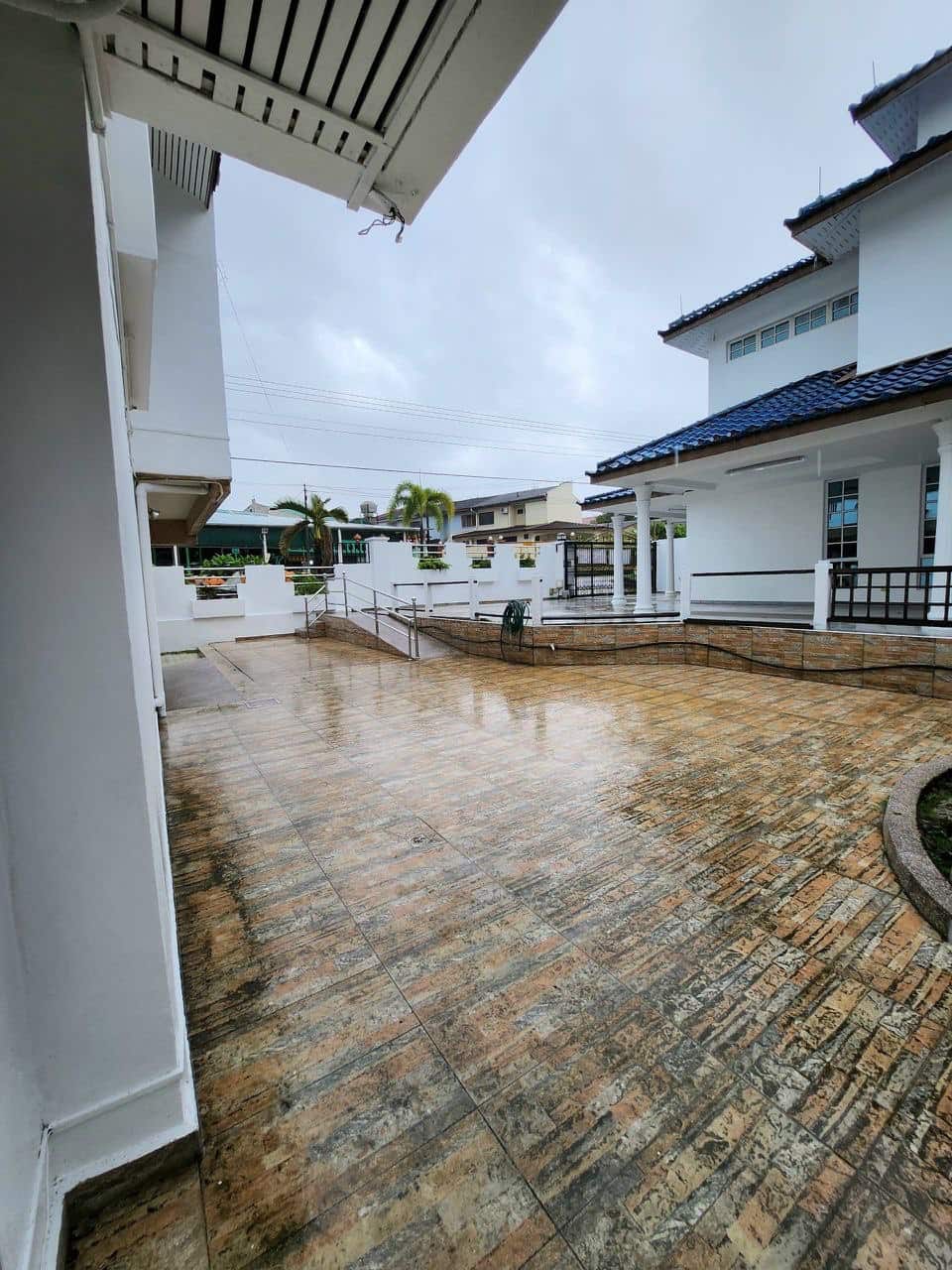Double Storey Semi-D Taman Pelangi 2
