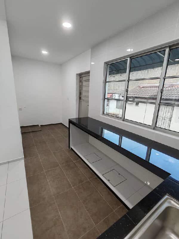 Single Storey Jalan Pendekar Tun Aminah 4