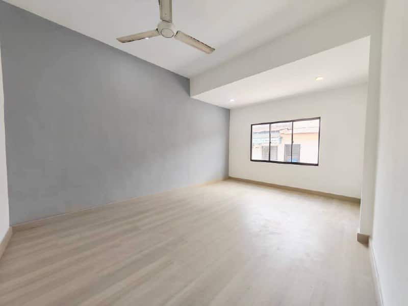 Single storey Terrace Jalan Bentara 18 5