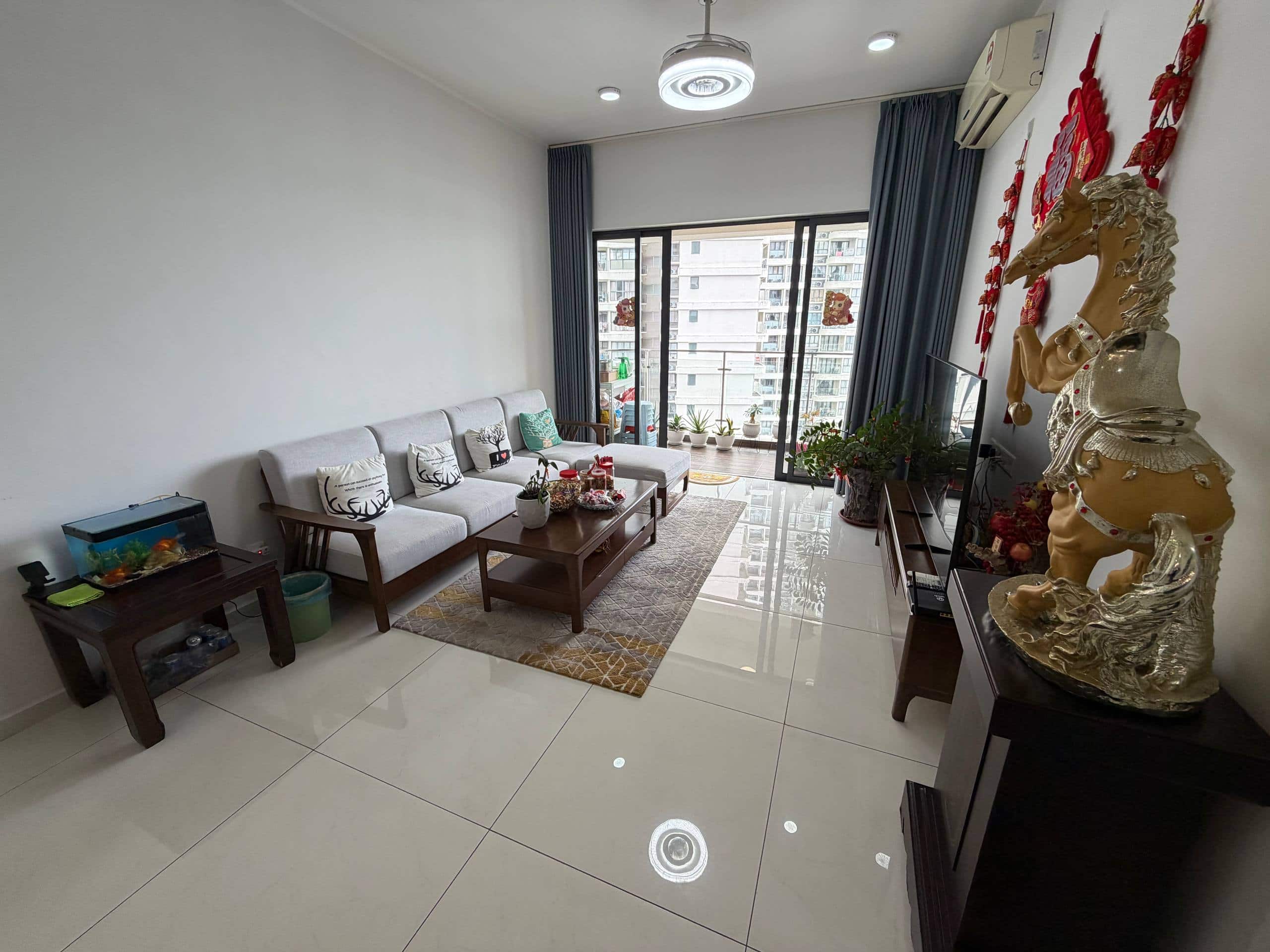 Condo Danga Bay 2