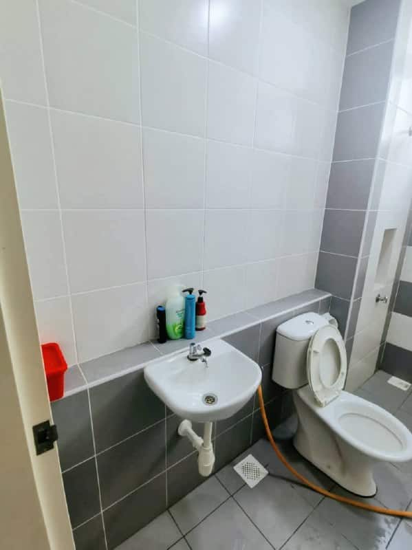 Service Apartment Camellia Residence, Seri Austin 8