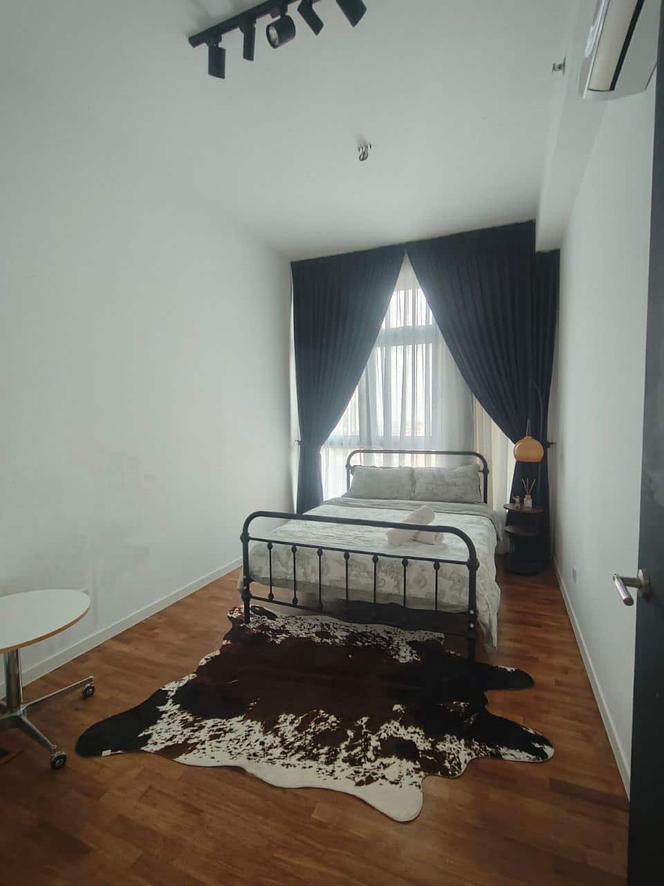 Condominium Paradigm Residensi 6