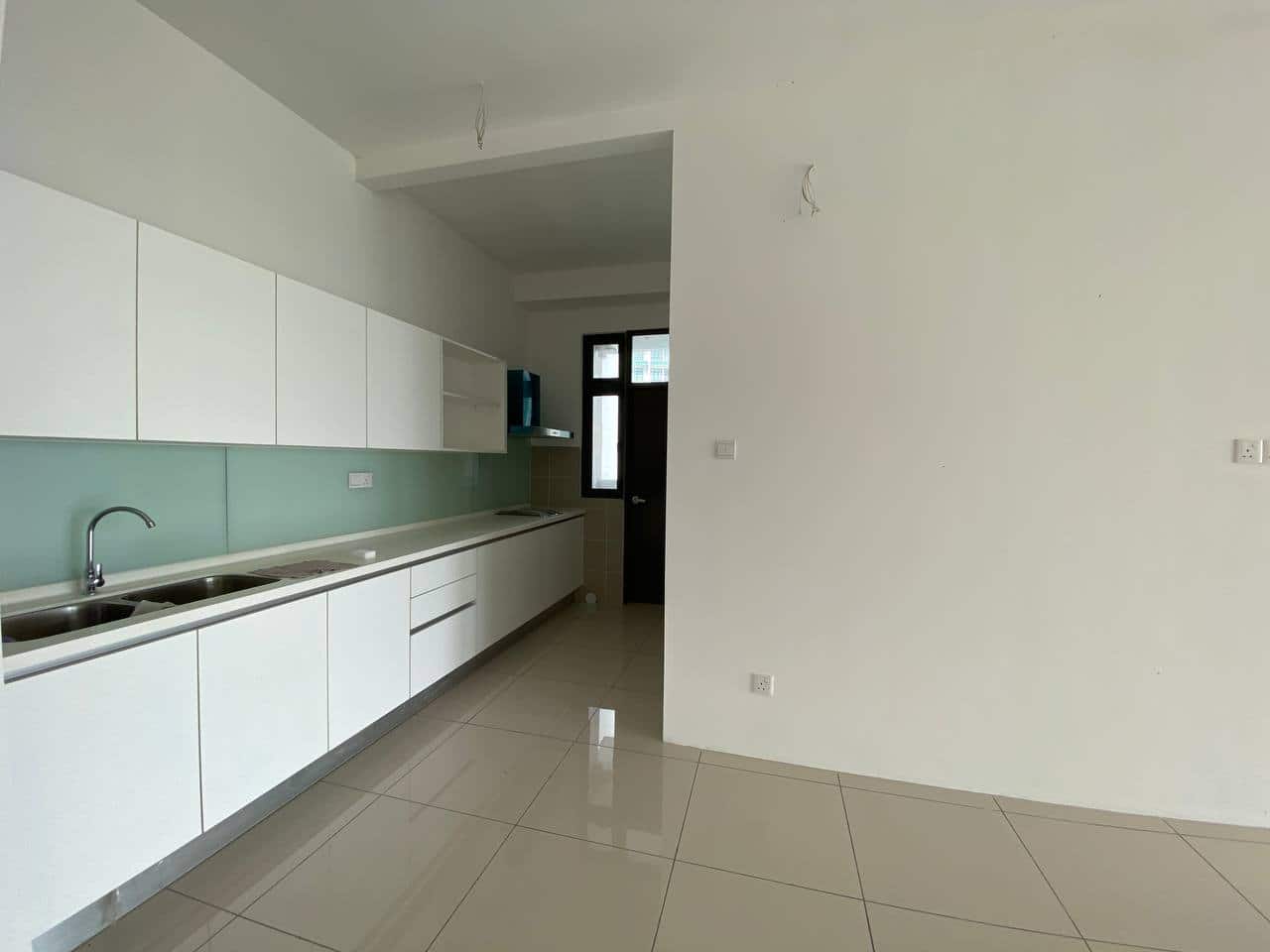 Dual key 8Scape Residences 8