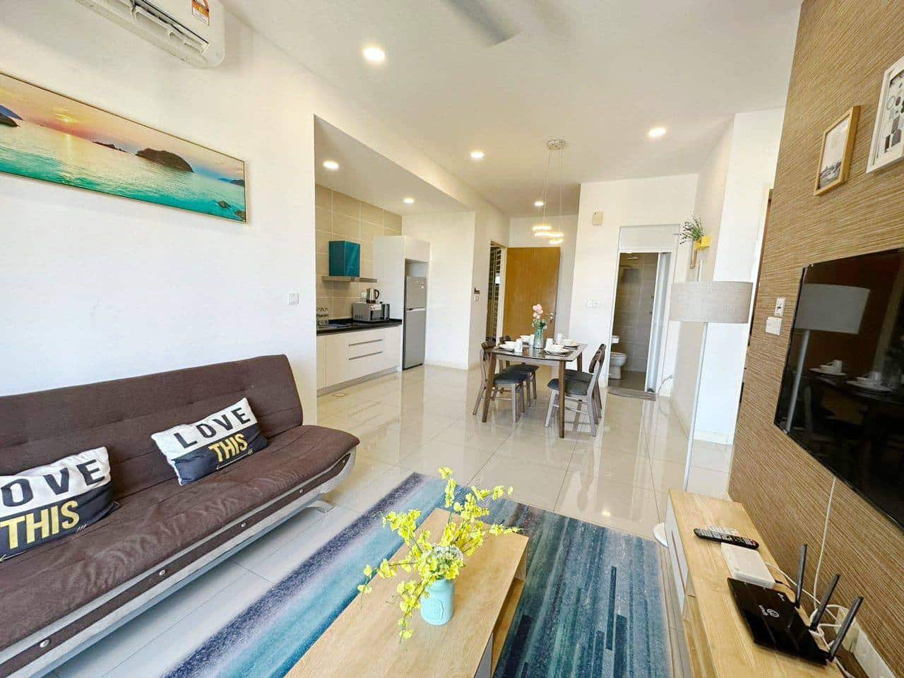 Condominium Medini 3