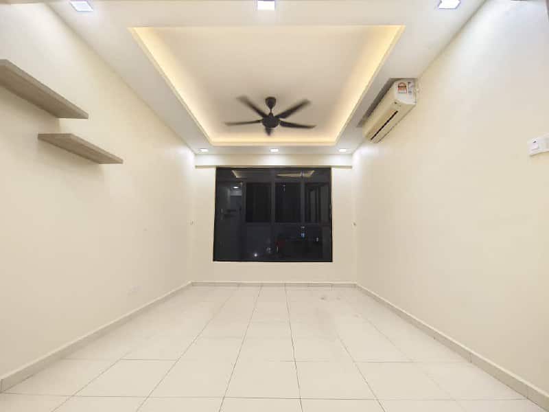 Condominium Mutiara Mas 5