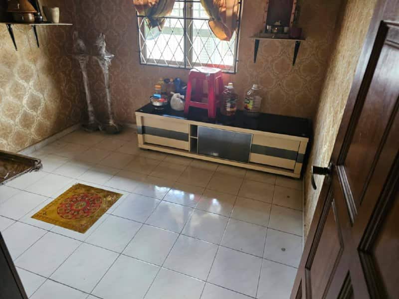 Single storey terrace 22 Jalan Bacang 4