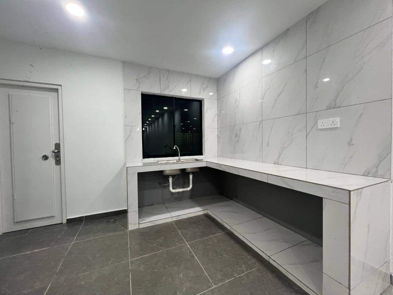 Single Storey Taman Senai Utama 6