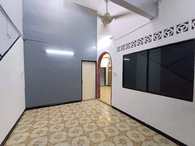 Single storey terrace house Jalan Santalia 1 2