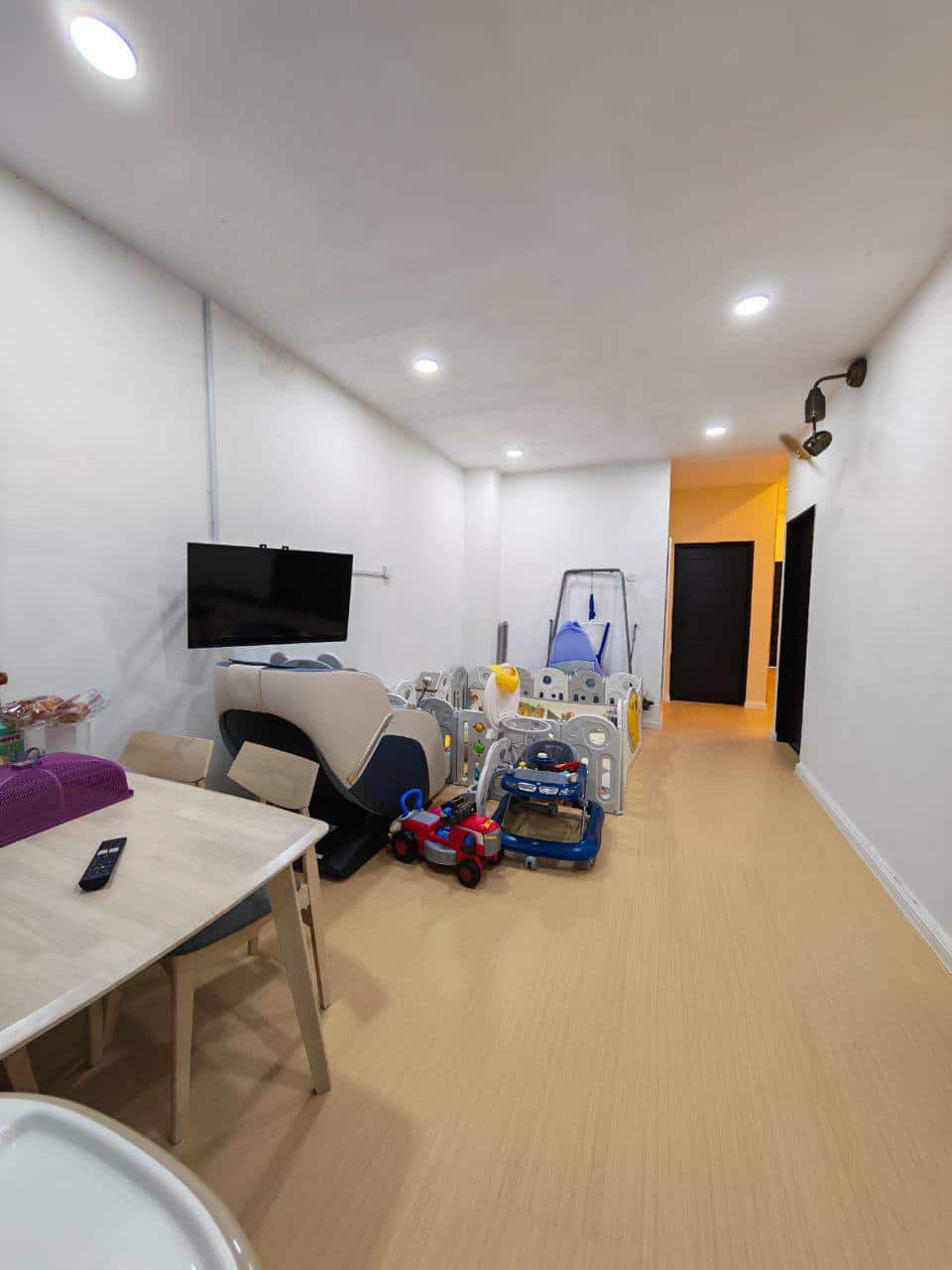 Single storey Semi-D Jalan Dedaru, Taman Megah Ria 5