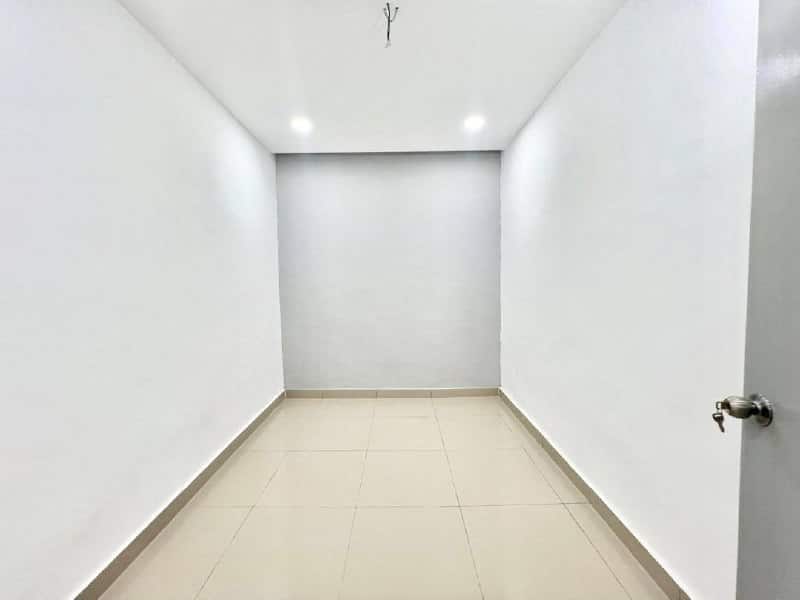 Single Storey Endlot Taman Pulai Utama 7