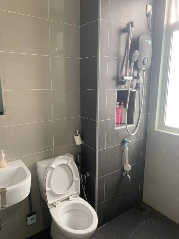 Apartment D'Lagoon Seri Austin 8