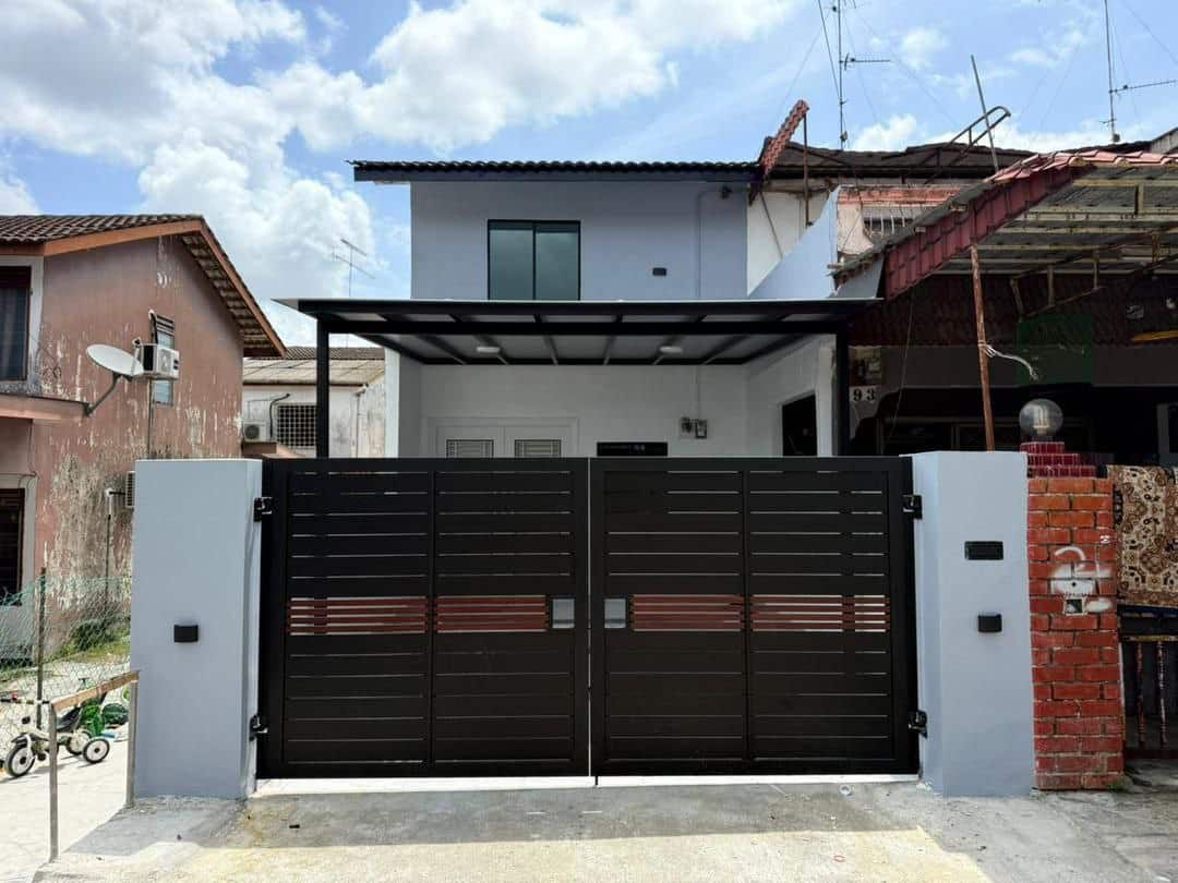 Double Storey Low Cost Endlot Kulai Saleng