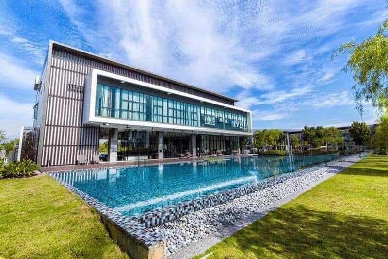 Double Storey Terrace Danga Sutera