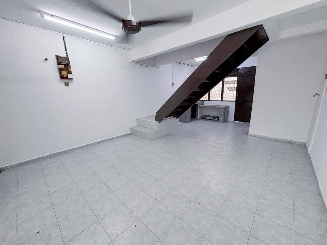 Double Storey Low Cost Permas Jaya 2