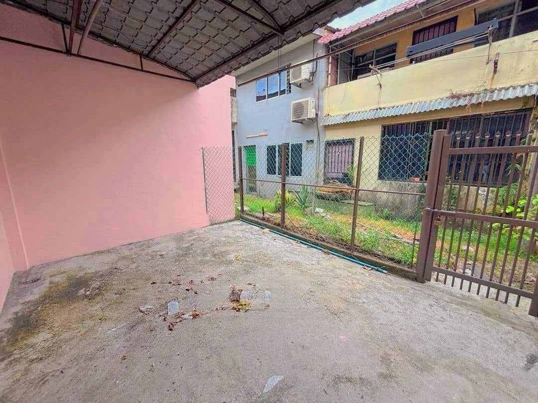 Double Storey Low Cost Permas Jaya 5